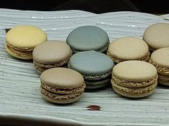 马卡龙-四海一家自助餐(益田假日广场店)