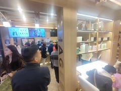 -霸王茶姬(南强街店)