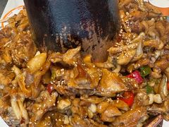 -锅立方•炭火蛙锅(六合万达广场店)