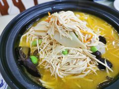 -粮食酒店