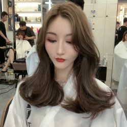 -AYO SALON