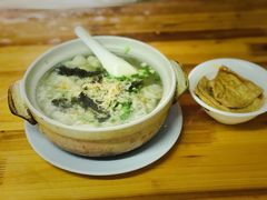 -小许三鲜砂锅馄饨店(家多乐烟酒店)