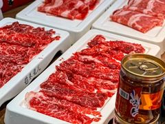 -来龍儿鲜切牛肉自助老火锅