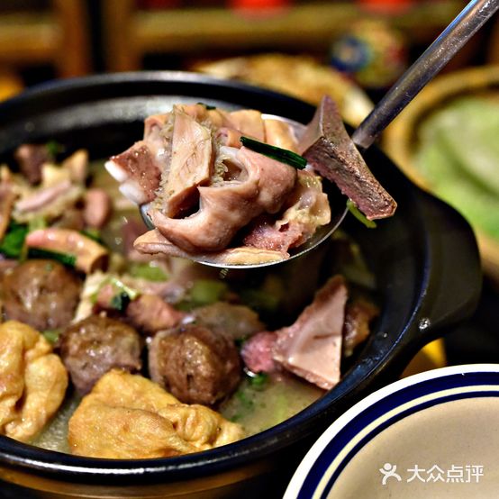 屋巷砂锅牛杂·烧烤