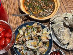 -蚝堡海鲜·威海菜·海肠捞饭·烧烤·亚洲吃蚝公司(幸福门店)