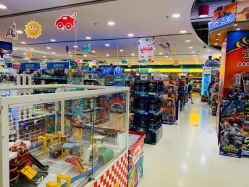 -玩具反斗城(正大广场店)