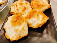 新疆烤包子-伊带伊路新疆美食府(呼家楼店)