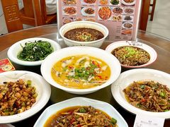 -椒香川流不息川菜馆(二七北路店)