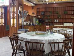 -尕胡才炕锅烤羊肉馆(八一路店)