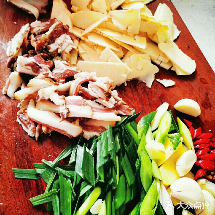 宅家自制冬笋炒腊肉