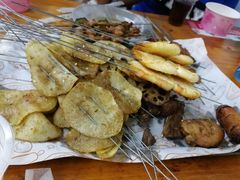 -亮亮烧烤(积玉桥总店)