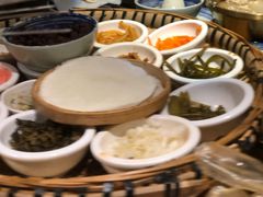 -包整·丝娃娃(一览甲秀楼风景店)