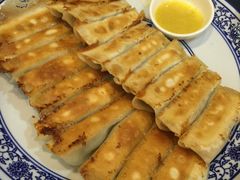 黄花鱼锅贴-品味居·首店·大连鲜活海鲜大连菜(东港店)