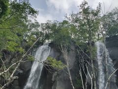 -山妹子铁锅炖
