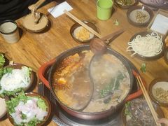 -烂摊摊火锅集市(河北总店)