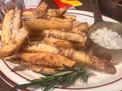 黑松露薯条-ZAFFERANO西班牙海鲜饭(上海首店)