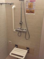 -知爱母婴专护全套房月子会所(新华路店)