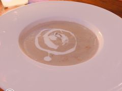 奶油蘑菇汤&nbsp;mushroom&nbsp;soup-MARU玛露音乐餐厅(大学路店)