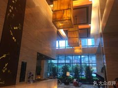 -上海龙之梦万丽酒店