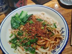 油泼面-老白家面馆(测绘东路总店)