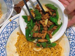 -李与白包子铺(桐梓林店)