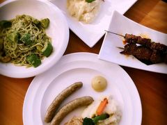 -LENBACH兰巴赫西餐啤酒坊(大连星海广场店)