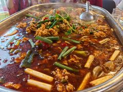 -牟记江湖重庆地标特色菜鱼蛋海鲜羊蝎子(巴南区黑金冠十多年好店)