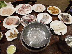 脆皖鱼腩-正能量脆肉鲩火锅