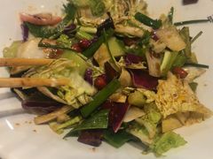 -咱屯子铁锅炖直营店(保利店)