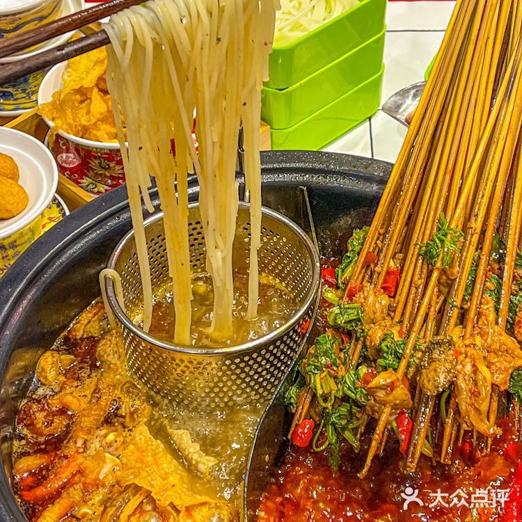 一份够两三个人吃啦 -