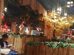 -老滇山寨•云南特色菜•地方菜•民族风情歌舞表演(金碧店)