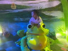 -蓝精灵乐园·世茂精灵之城主题乐园