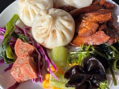 -怡豪大饭店·49楼旋转自助餐厅