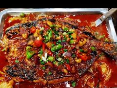 -鸣记脆皮烤鱼·海鲜烤鱼(亿合城店)