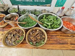 -铭记嘎洒生态鳝鱼(迎春街店)