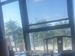 -荣誉海鲜酒楼(海湾店)