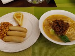 -武汉汉口火车站东方建国大酒店