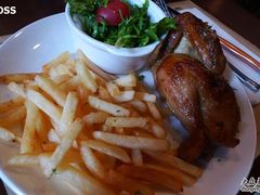 烧鸡配薯条-LA  PETANQUE(泰安路店)