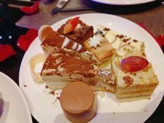 -唐拉雅秀酒店-西锦汇空中BBQ·思创餐厅