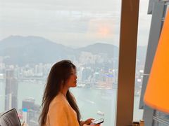 -OZONE 顶楼酒吧(香港丽思卡尔顿酒店)