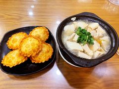 -三鞭一花·独一处·元英砂锅(海光寺店)