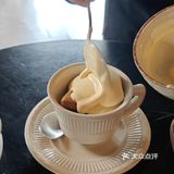 到成都了，居然吃到了当面现做的提拉米苏