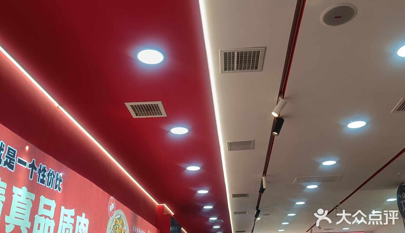 这家店回头客超多想吃你就来 新鲜食材让您吃得放心