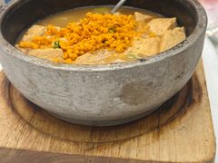 -品海楼·大连海胆锅贴馆(东港店)