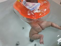 -小鸭先知婴幼儿游泳馆