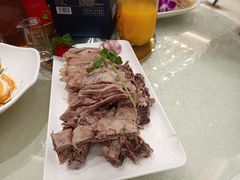 -伊和园清真餐饮