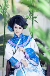 -九月鹰飞汉服摄影工作室