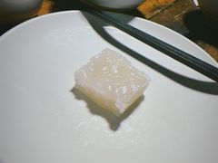 顺德驰名伦教糕-大良毋米粥·粥底火锅(岭南天地店)