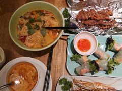 酸辣海鲜汤河粉-米纸越南小馆(金鹰世界店)