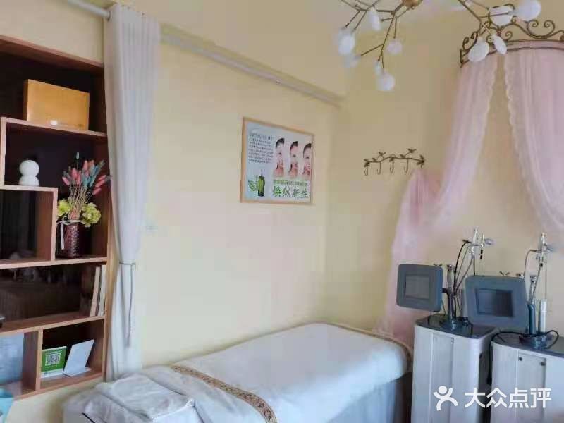 比没有纹眉那会感觉脸精致了许多